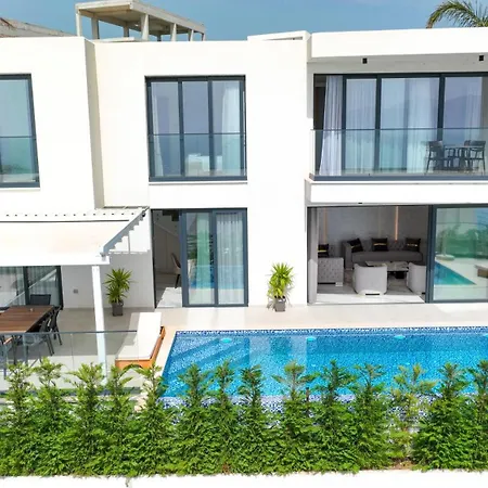 Palmera Gold * Sarandë